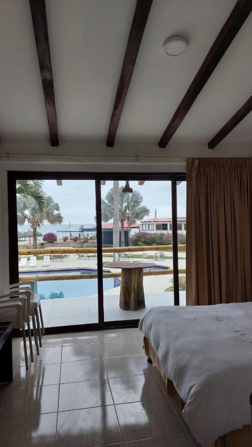 Howard Johnson By Wyndham Hotel