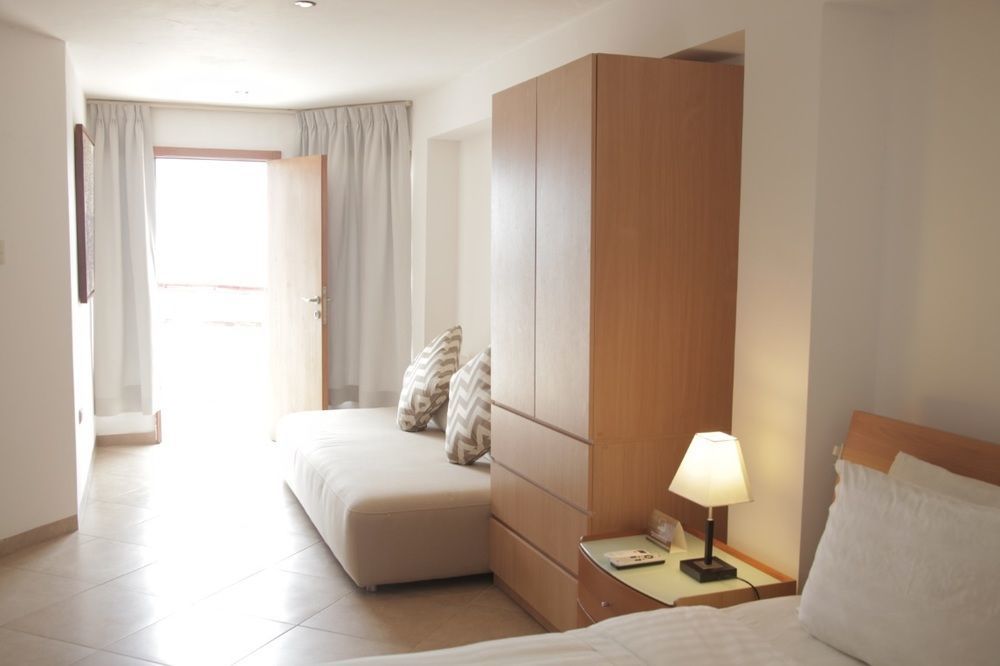 Hotel Howard Johnson By Wyndham Montanita